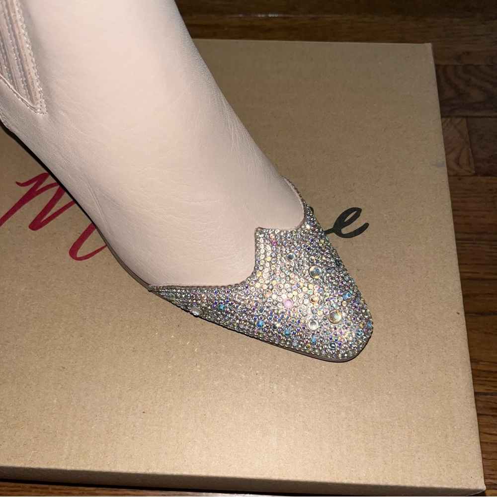 Matisse Pink Ankle Boots with Silver Accents - Picture 7 of 12